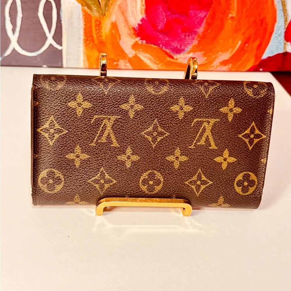 Louis Vuitton Monogram Trifold intentional Bifold wallet - Picture 15 of 16